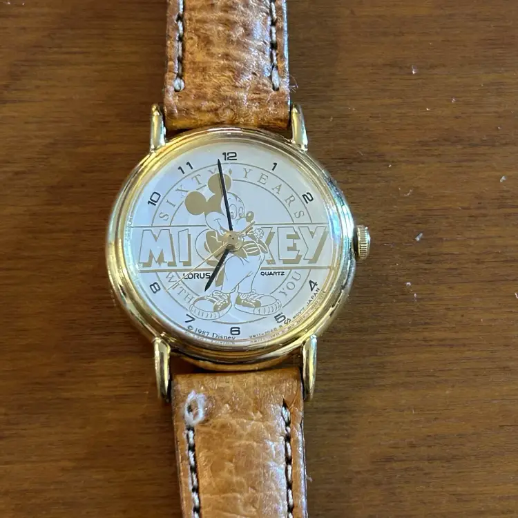 Mickey Mouse Watch - Disney - New Battery - Tan Band - Gold Mickey Vintage