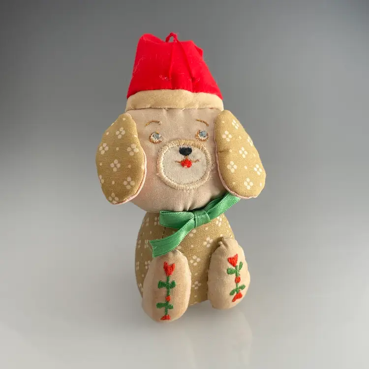 Handmade Embroidered Stuffed Plush Fabric Dog Christmas Ornament Vintage 4.5"