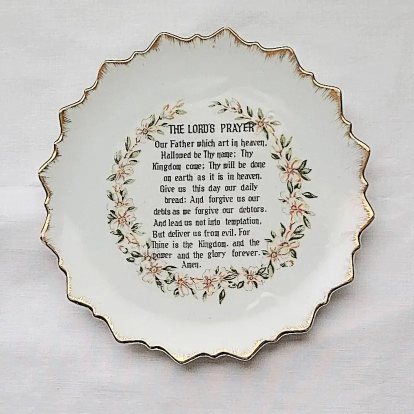 Vintage Floral Wall Hanging Lord’s Prayer Plate – Gold Trim – 7"