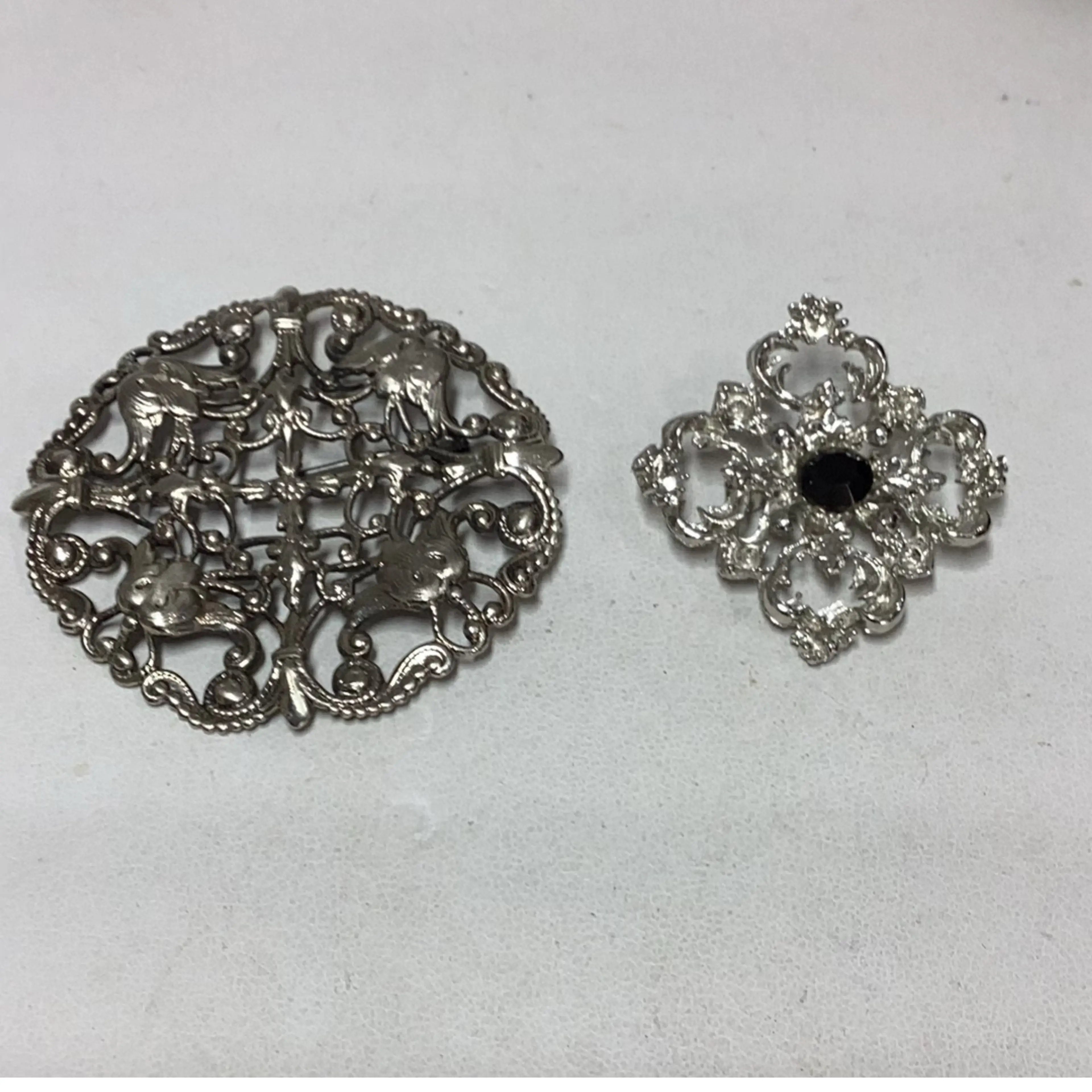 Image 1 of 2