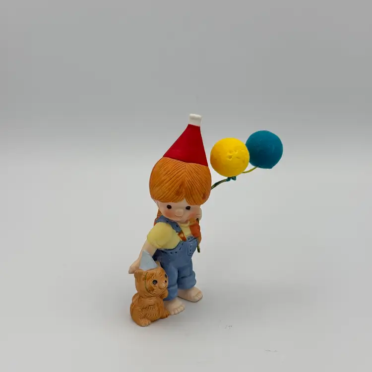 Enesco Country Cousins Birthday Figurine