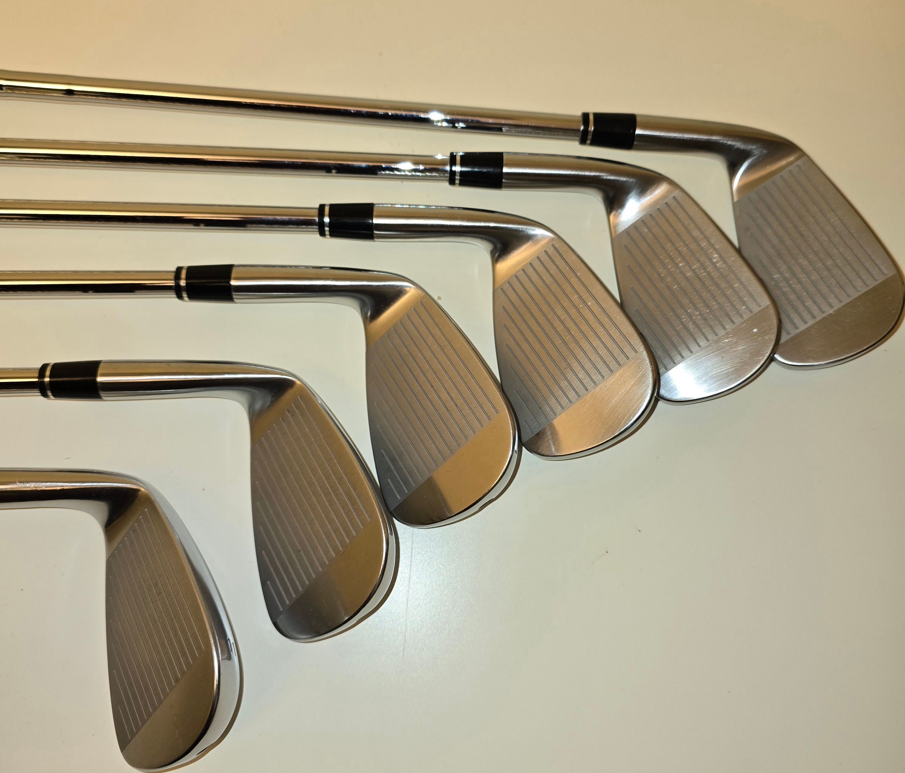 IMMACULATE* HONMA TR21x Iron set 6 - 11(GW) Stiff Flex!!!