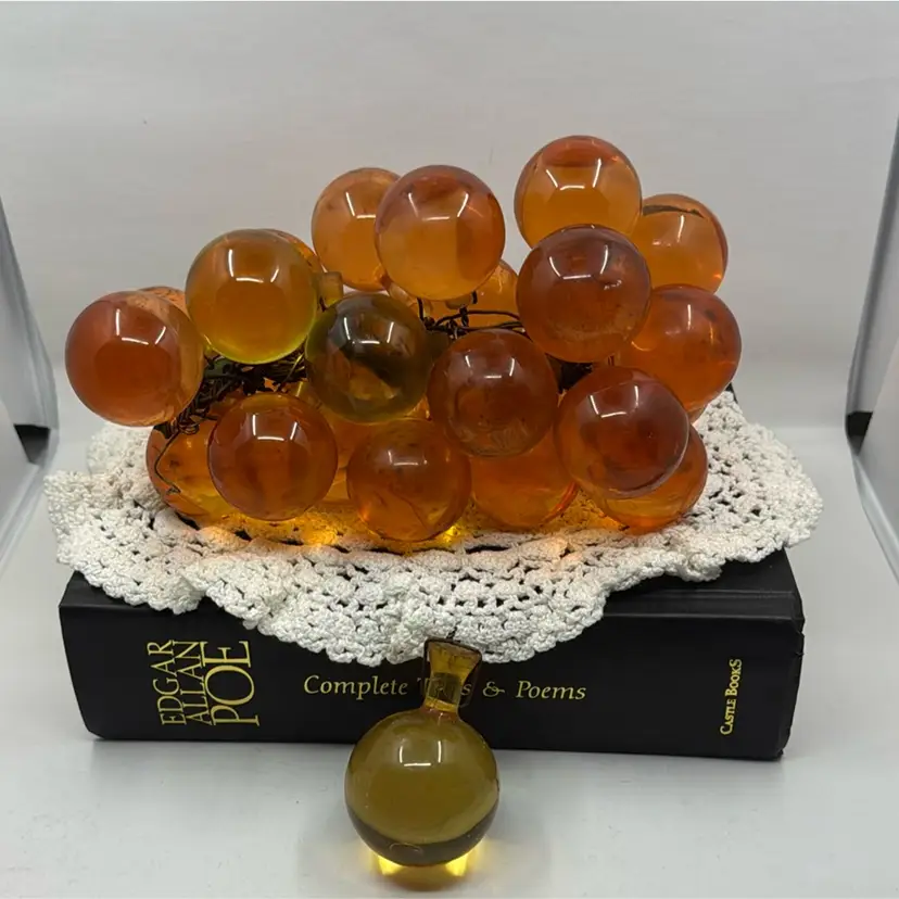 Glowy Large Amber Grapes, One Unattached