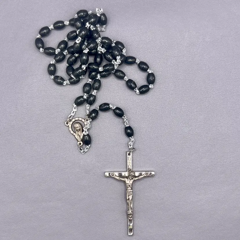 Vintage Jesus Madonna Black Beads Rosary Crucifix Italy Catholic 18"