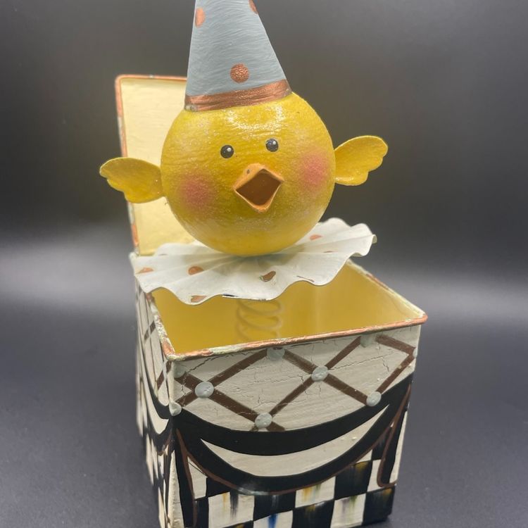 Mackenzie Childs Chick In A Box