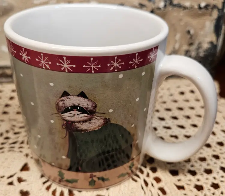 Oneida Holiday Cats Mug Fiddlestix Green Cape 12 oz