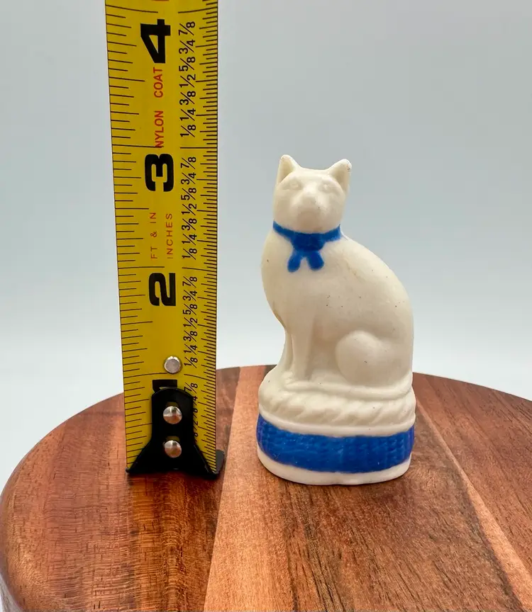 3”  Vintage Ceramic Blue& White Cat