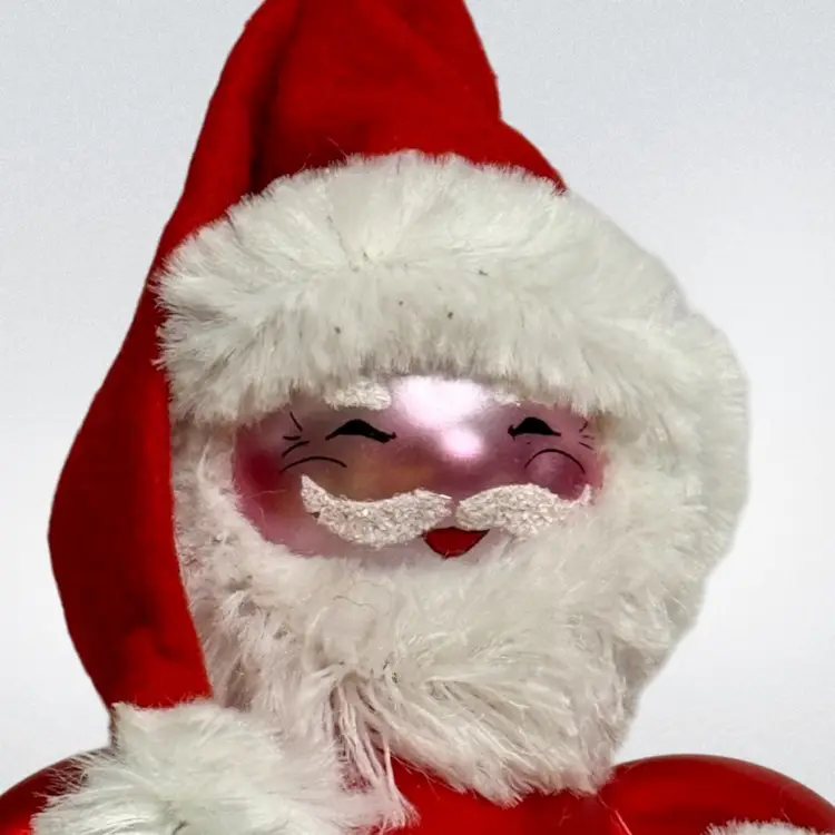 Christmas Ornament Italian De Carlini Traditional Red Suit Glass Santa
6-1/2” T x 3” L x 2-1/4” W