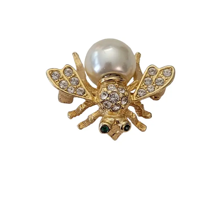Joan Rivers XV Classic Collection Gold Tone Rhinestone Bee Fly Pin, Signed E641