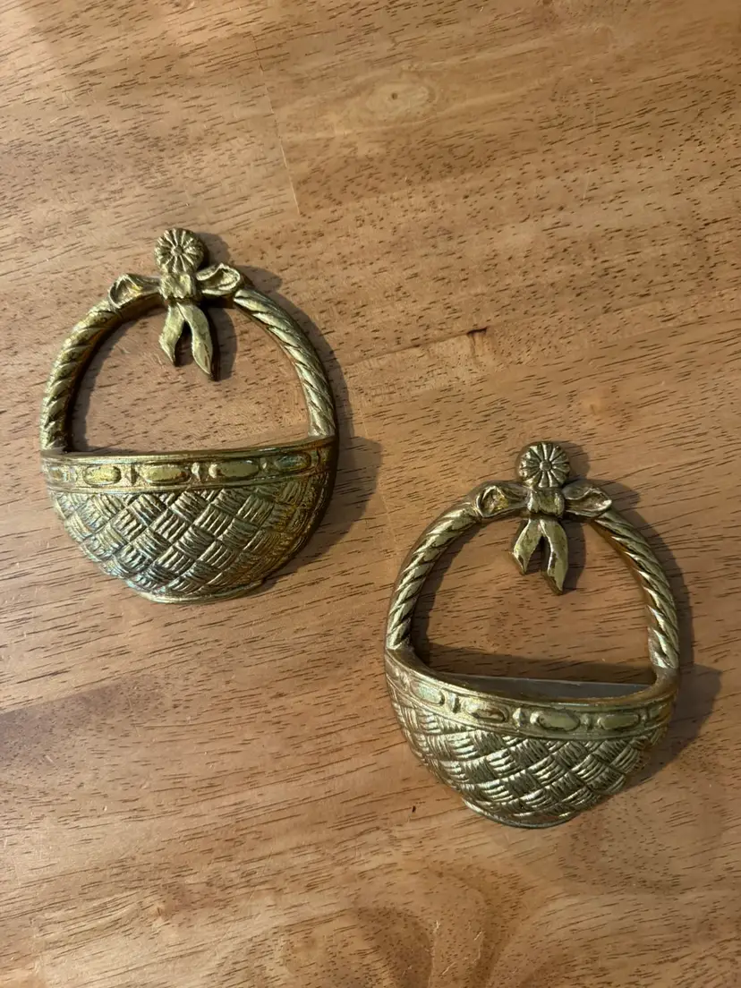 2 Vintage Burwood Small Gold Basket Shaped Wall Pocket Decor MCM (plastic/resin)