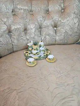 1997 Popular Imports Resin Mini Tea Set Sunflowers 11 Piece Set