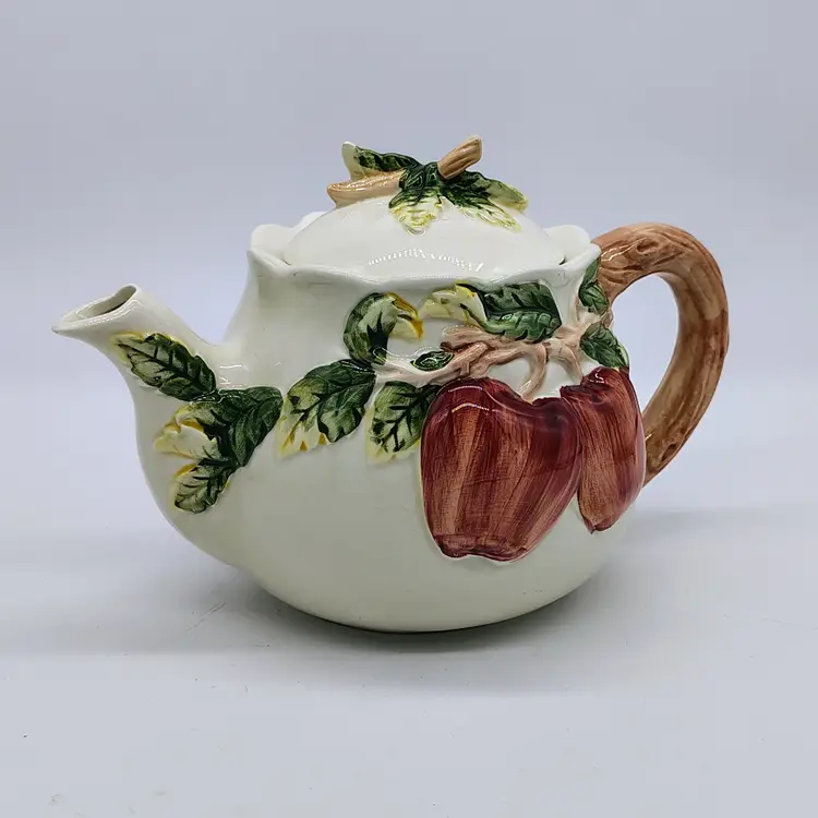 Vtg CBK LTD 1991 Raised Apple Ceramic Teapot