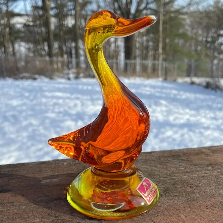 Viking Persimmon / Orange Glass Duck / Goose Figurine. Original Tag. 5”h.