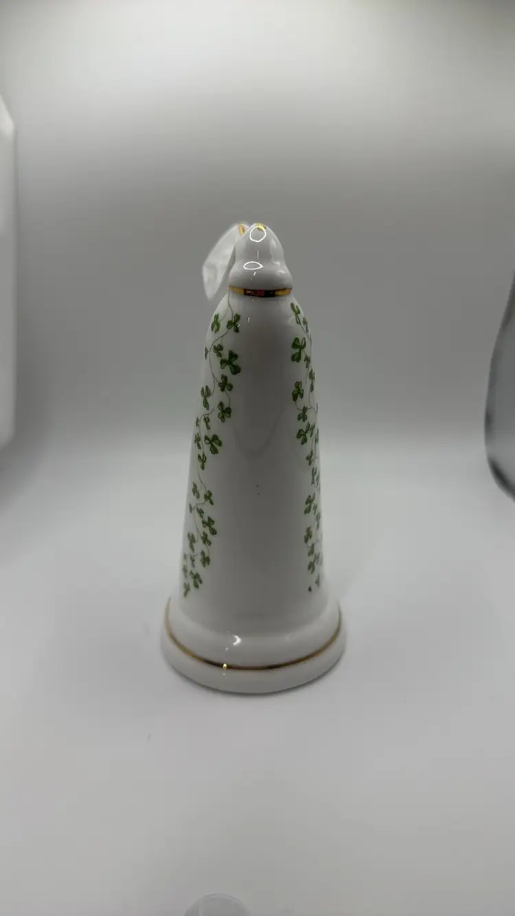 Royal Tara Bone China Harp Figurine with Shamrock Trellis Galway Ireland 5.75”