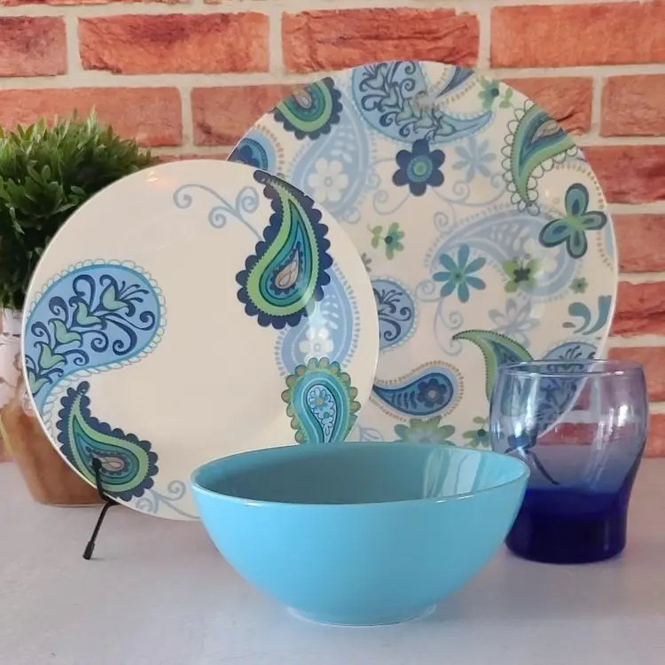 Mix~Match - Blue Paisley 4 pc place setting