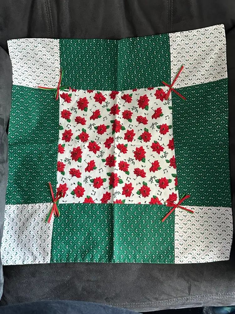 Handmade Vintage Table Top Quilt Christmas