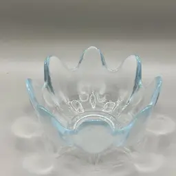 MCM Blenko Ice Blue Glass Lotus Flower Bowl Slight Glow To Blacklight 5.5”