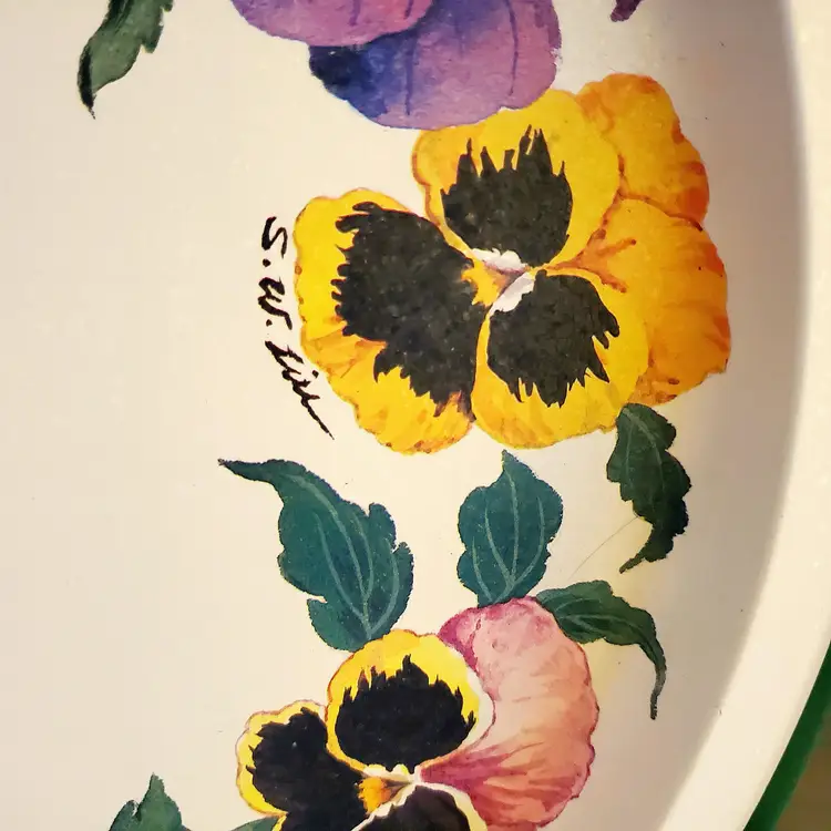 Vintage 1991 Potpourri Press Pansies 13.5" Metal Round Tray Signed SW Luis
