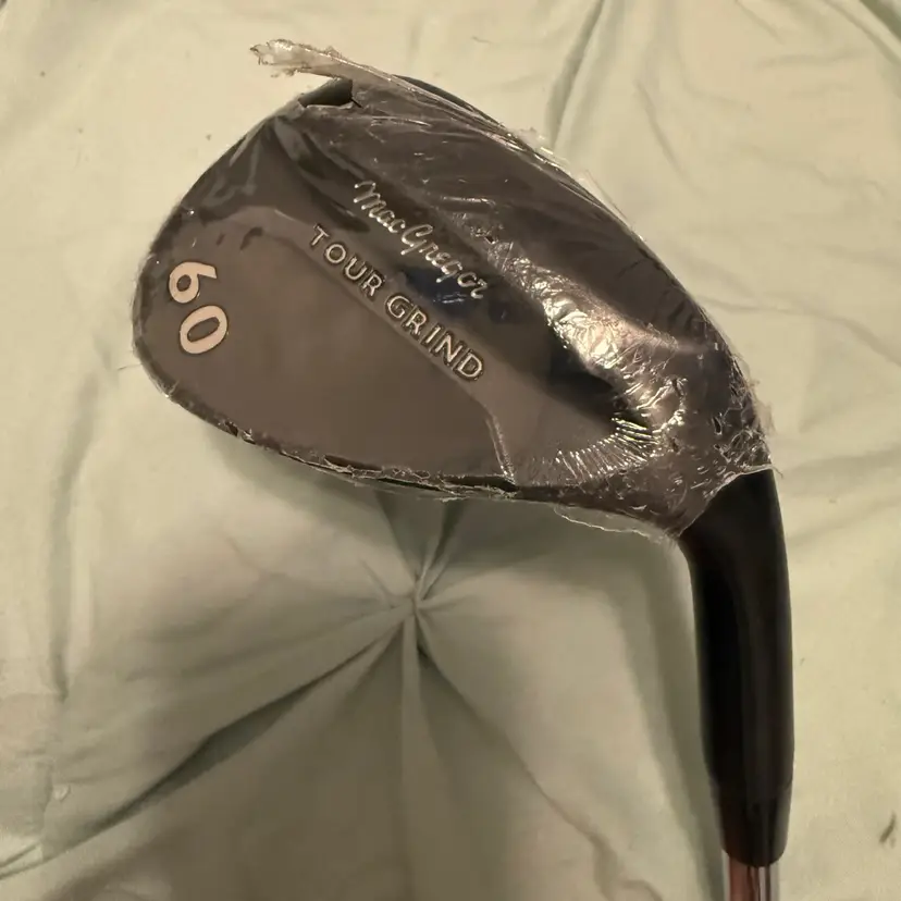 MacGregor Tour Grind 60° RH Lob Wedge - Black - Stock Steel Shaft - New