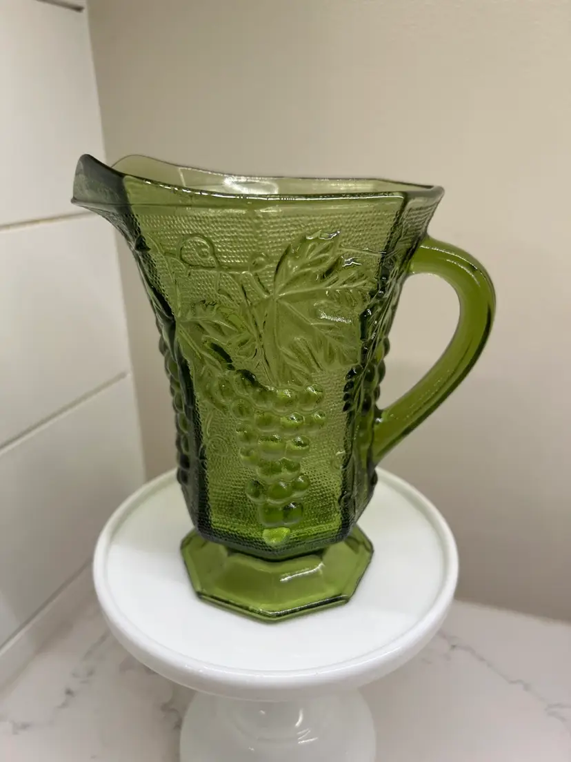 Anchor Hocking,Vintage Green Glass Small Pitcher (20 oz)