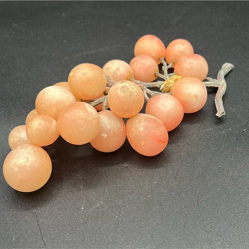 Vtg MCM Italian Alabaster Pink/salmon Stone Grape Cluster w/ Wood Vine Stem 7”