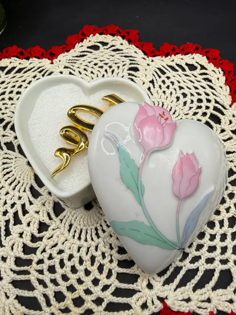 Porcelain Flower Heart Box With JJ Brooch