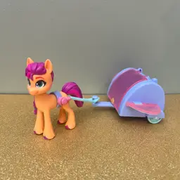 My Little Pony Figure & Cart