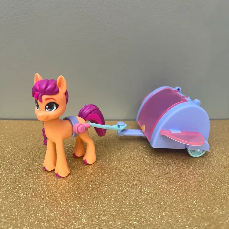 My Little Pony Figure & Cart