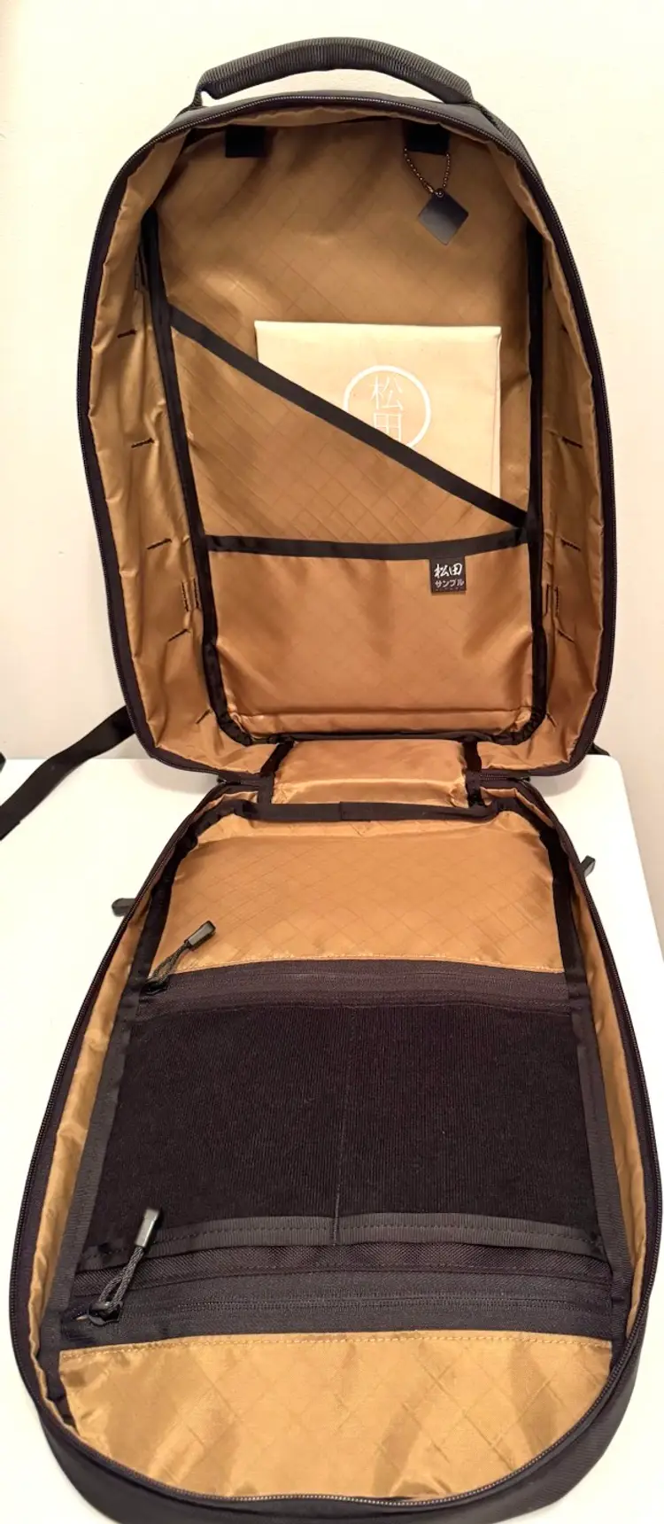 Dan Matsuda / SAMPLE Article 390 EPLX1680 + Coyote Tan Interior With External Laptop Compartment