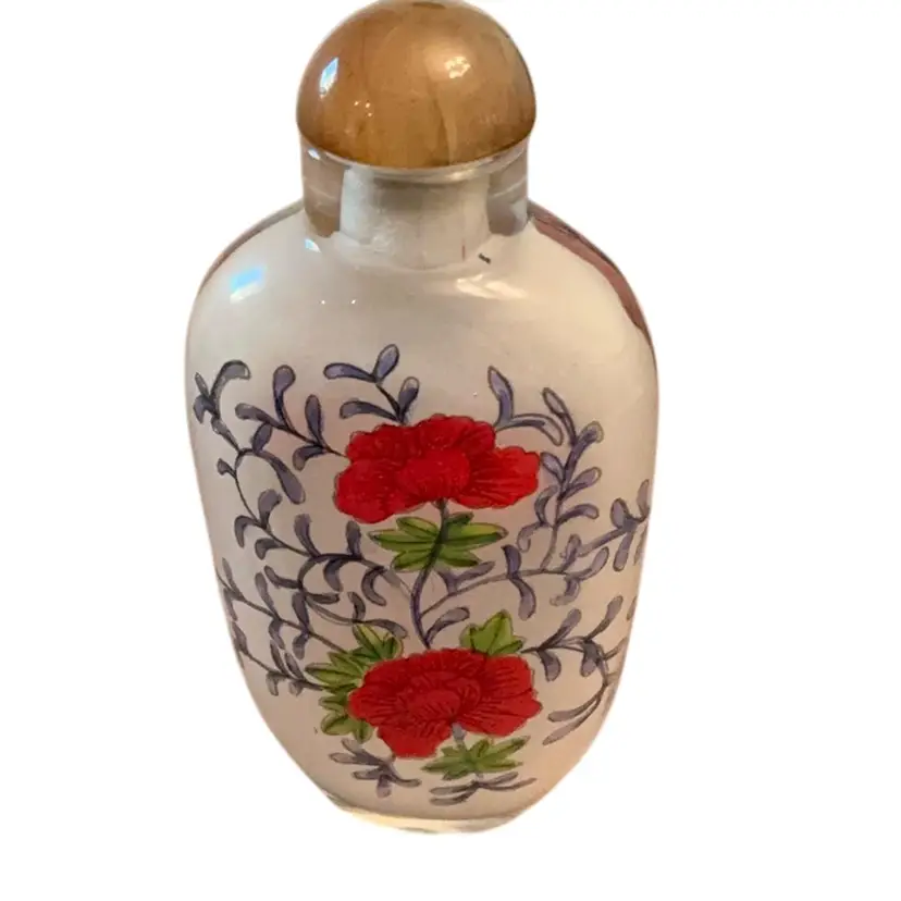 Chinese Reverse Painted Glass Snuff Bottle 3 1/2” X 1 1/2.”