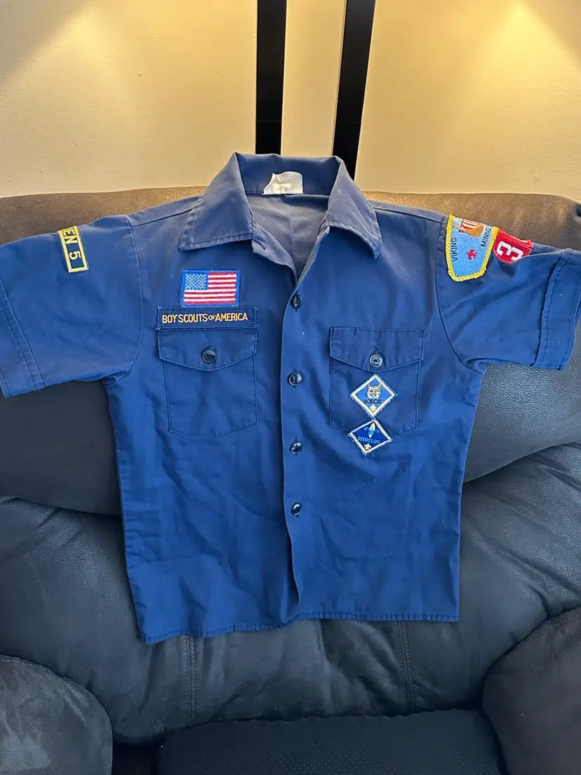 VINTAGE 80s Boy Scouts of America Shirt Youth 12 Blue BSA Patches