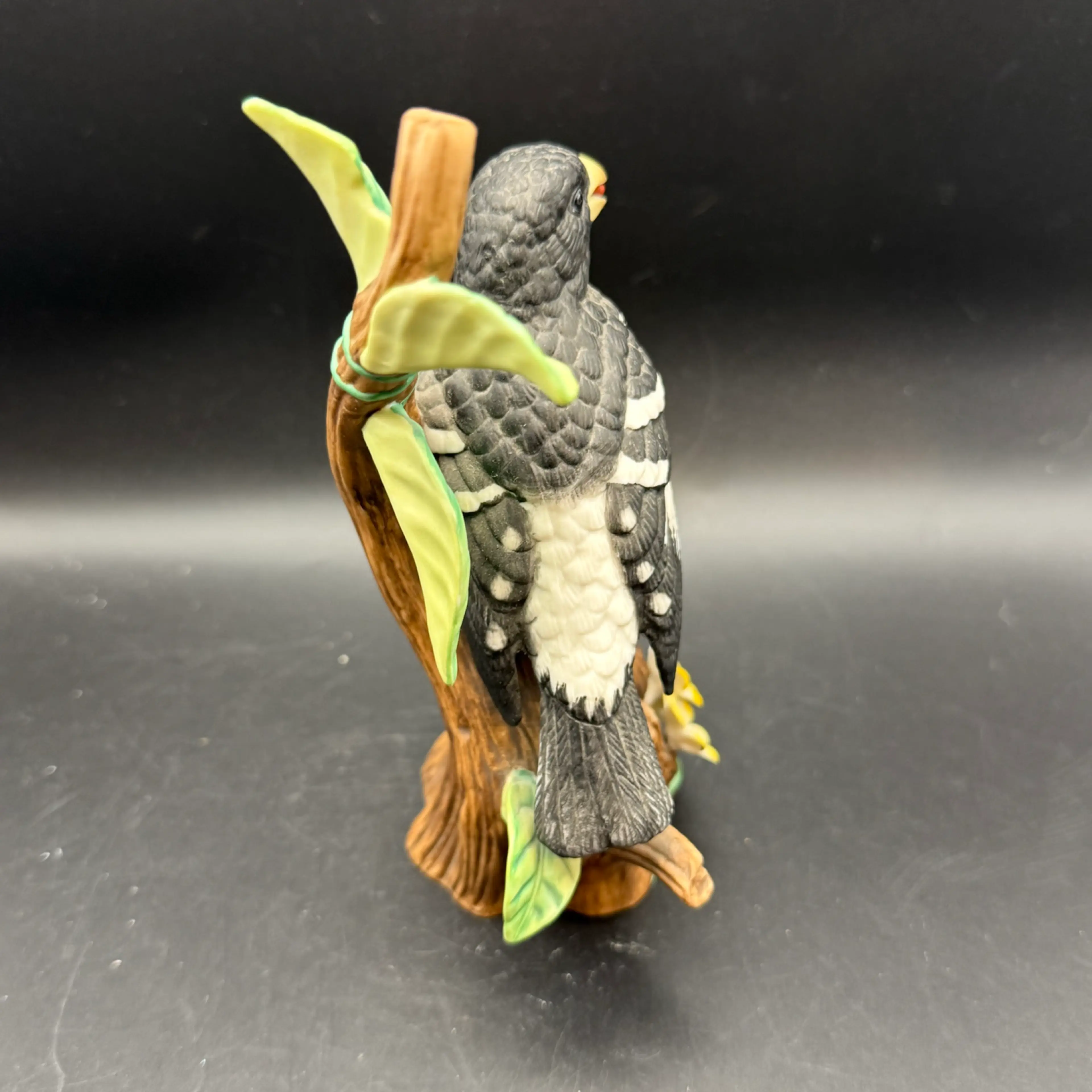 Image 4 of 6