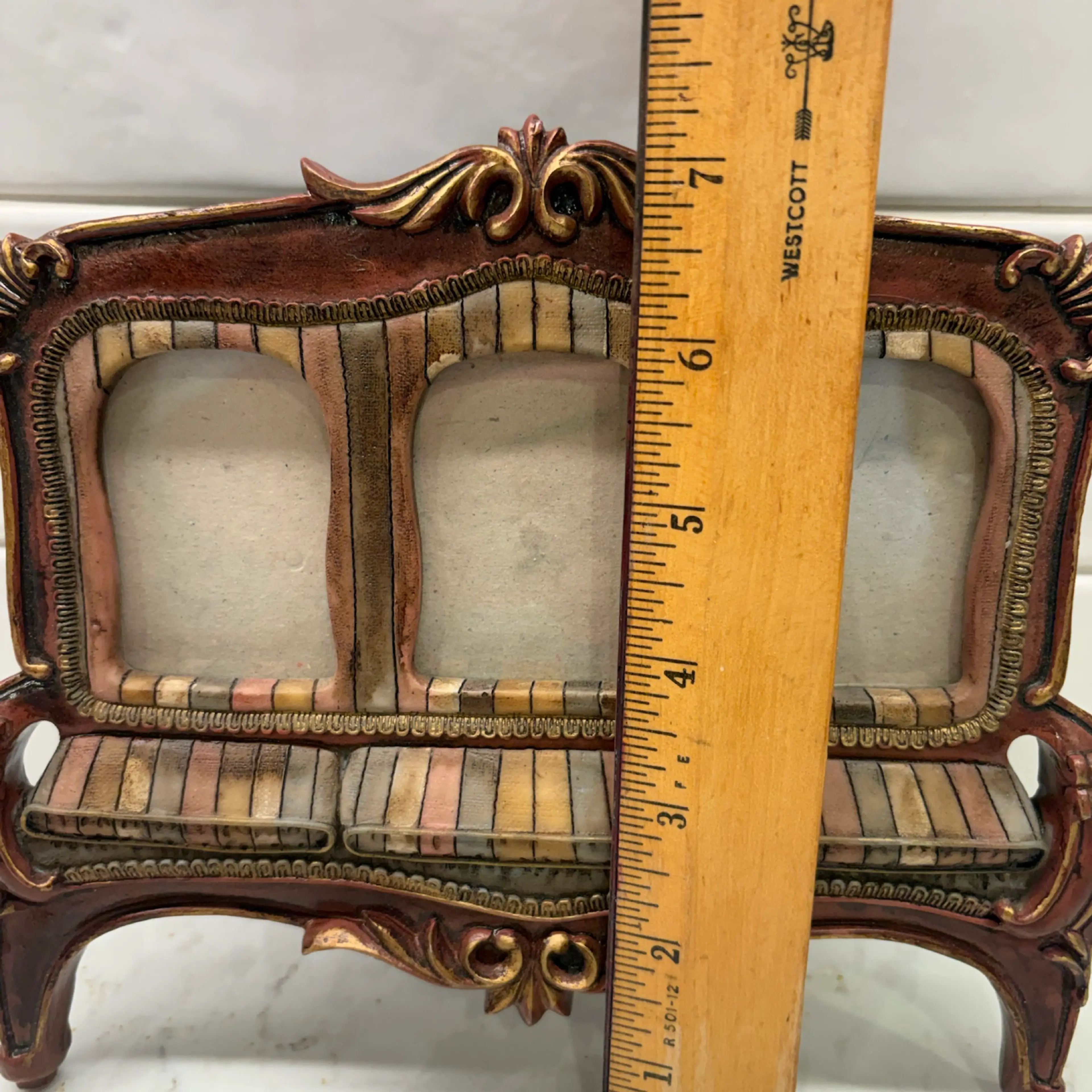 Image 4 of 5