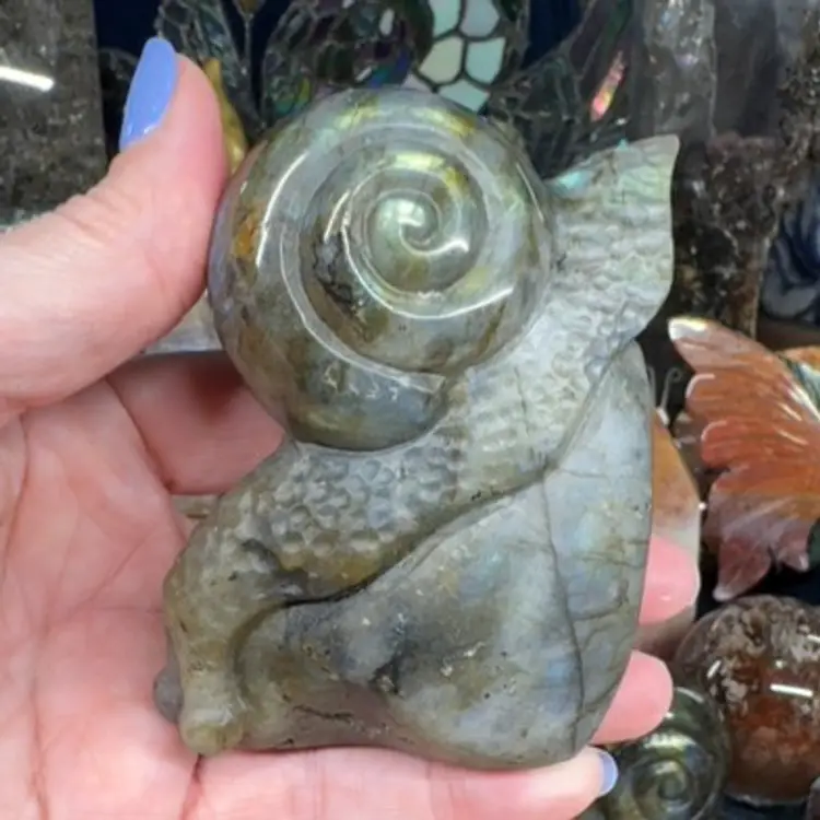 Labradorite Snail 115K