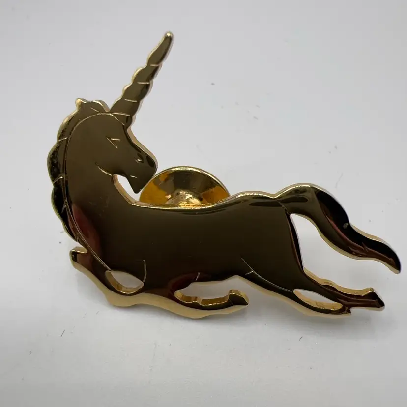 Vintage AVON Unicorn Tack Pin