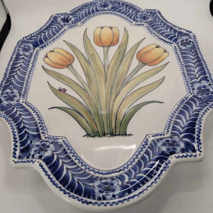 Hand Painted Delftware Tulip W/Lady Bug Wall Plate W/Hanger