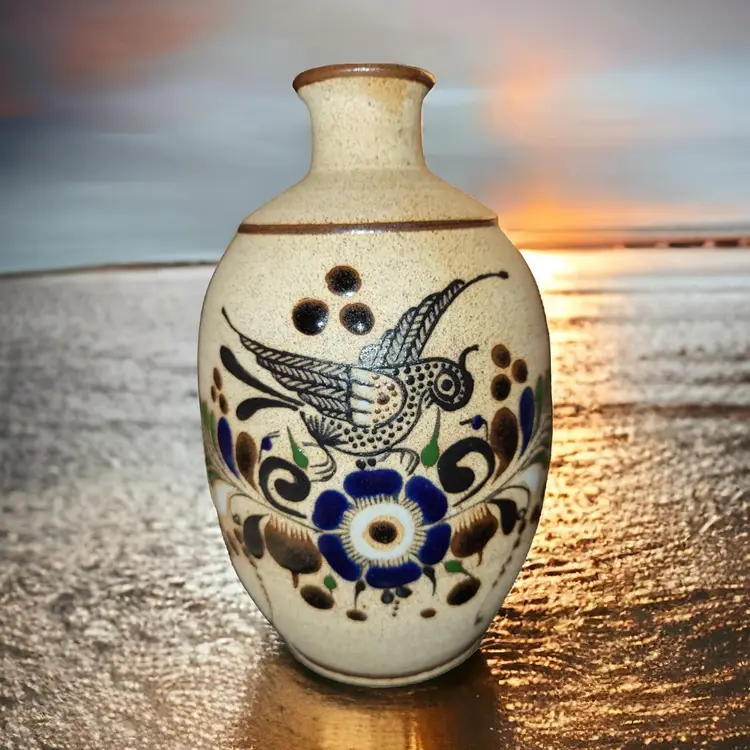 Vintage Mexican Folk Art Sandstone Tonala Bird Vase 7" Signed Netzi