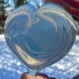 Silvestri Opalescent Glass Heart Paperweight. Made In Taiwan. Original Tag. 3.5”