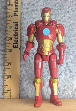 Marvel Iron Man 6” Action Figure Red Gold Poseable Avengers Toy Loose