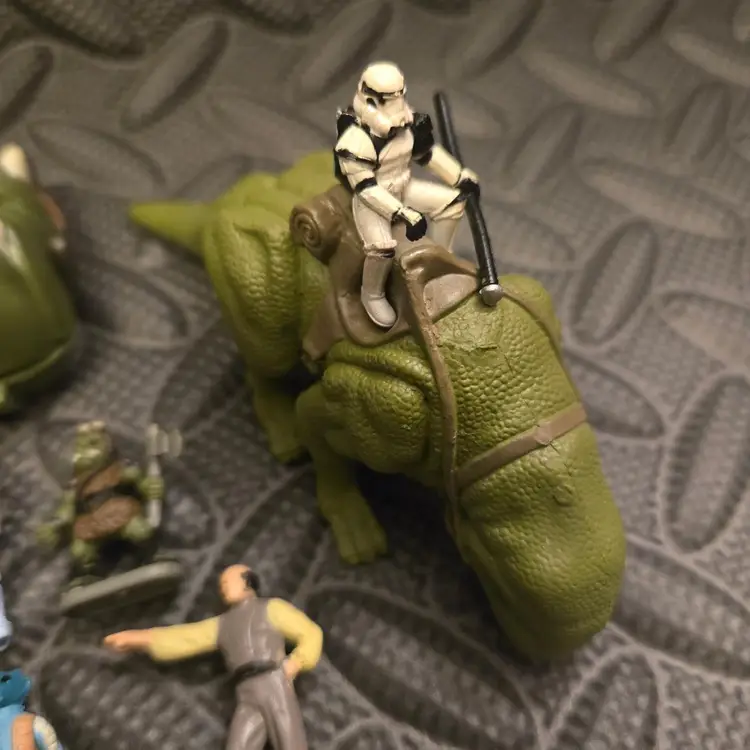 Vintage Star Wars Micro Machines Figures & Playsets lot