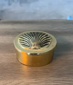 VINTAGE Brass Clam Shell Trinket Box 1960’s