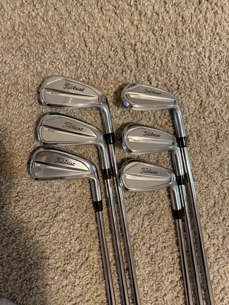 Titleist T200 Irons 6–PW + 48° Wedge – Modus Tour 120 Stiff – Mint Condition RH