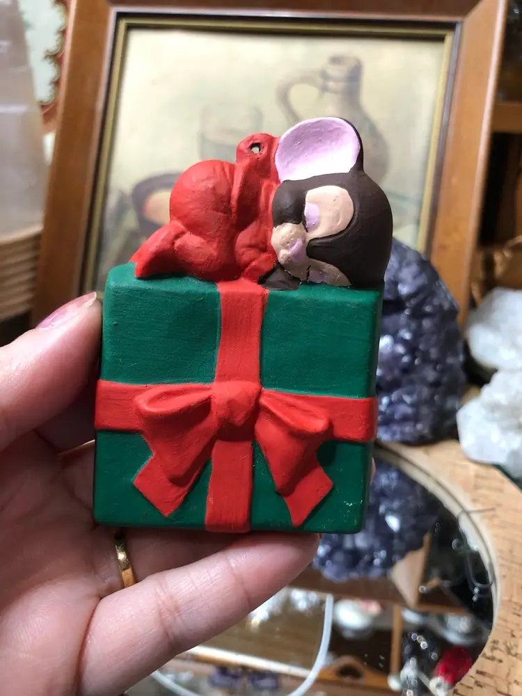 Vintage Hand Painted Mouse Christmas Ornament 🐭🎄