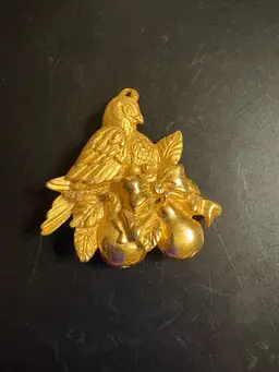 Robyn Rush Gold Tone Partridge In A Pear Tree Brooch