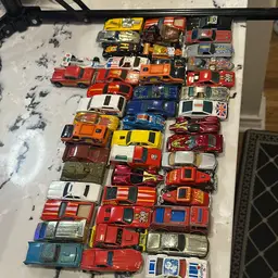 47 Hot Wheels 70-80’s Mostly