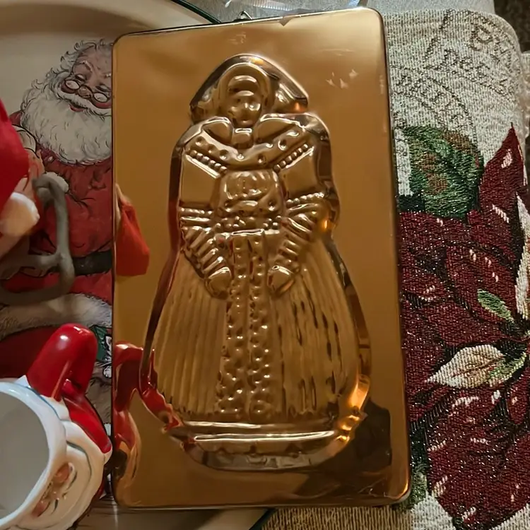 Vintage COPPER Shortbread Baking Mold Pan ~ Made in Korea Wall Decor Hanger Attached