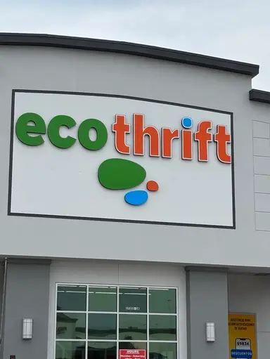 Thrift With Me! Let’s Find Some Goodies!