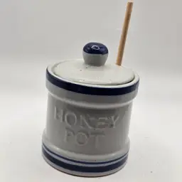 Honey Pot crock with wooden honey spoon and lid