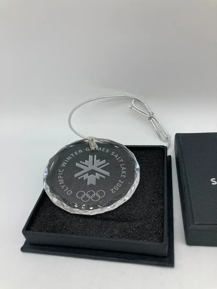CHRISTMAS Collectible - 2002 Salt Lake City Winter Olympics Crystal Glass Ornament