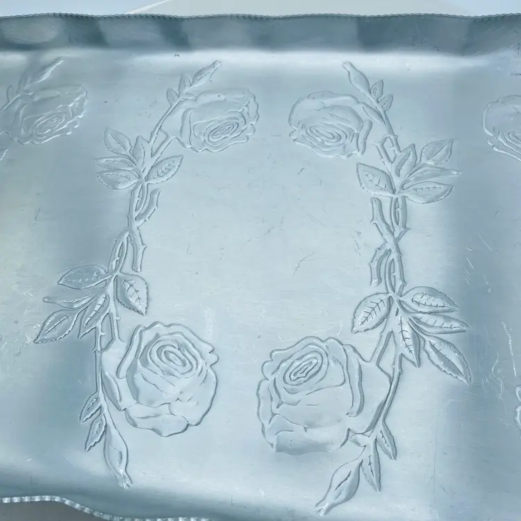 #3524 Twisted Handle Large Size, Flowers Hand Made Aluminium Tray